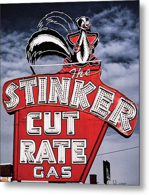 Photo Of A Vintage Gas Station Sign - Metal Print